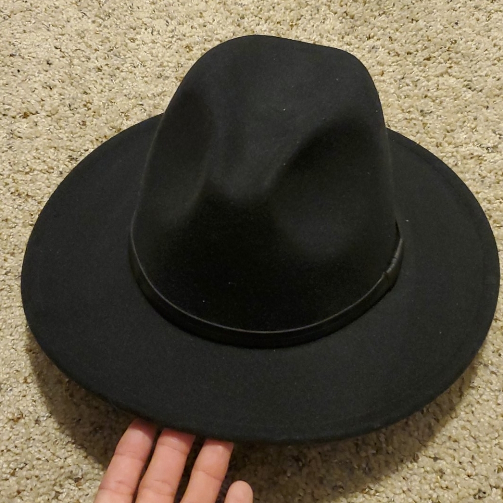 Black flat brim hat